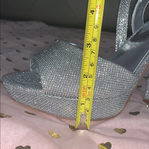 ✨NEW MADDEN GIRL HEELS✨ - Picture 5 of 10